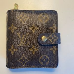 Louis Vuitton Wallet